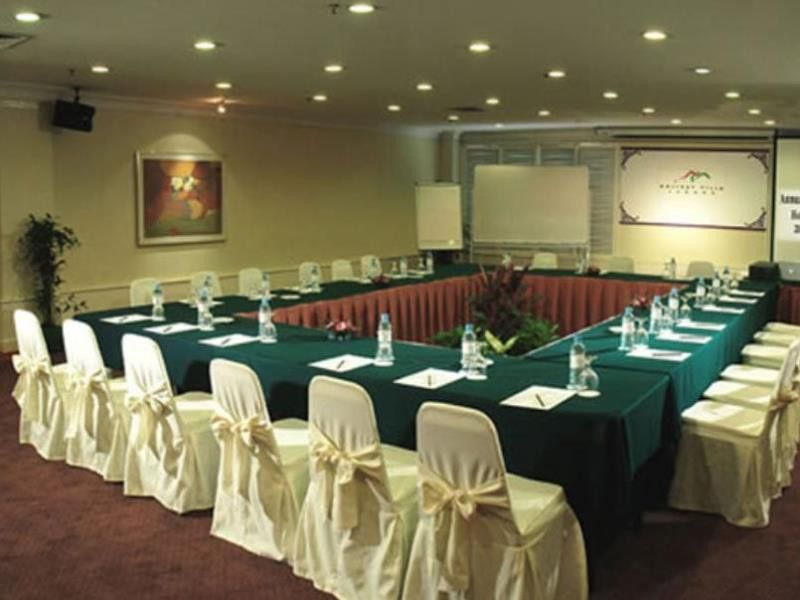 Holiday Villa Hotel & Suites Subang Subang Jaya Exterior photo A meeting room at the hotel