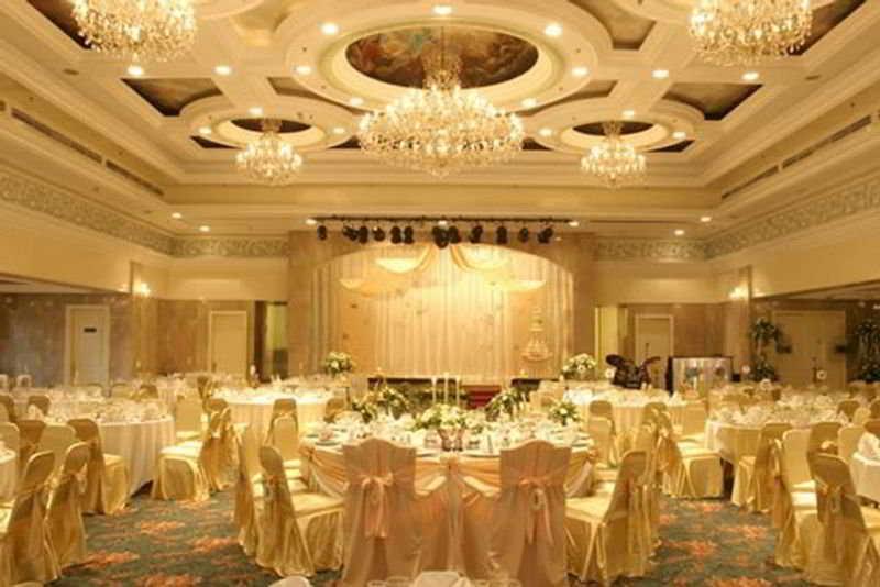 Holiday Villa Hotel & Suites Subang Subang Jaya Exterior photo A wedding reception