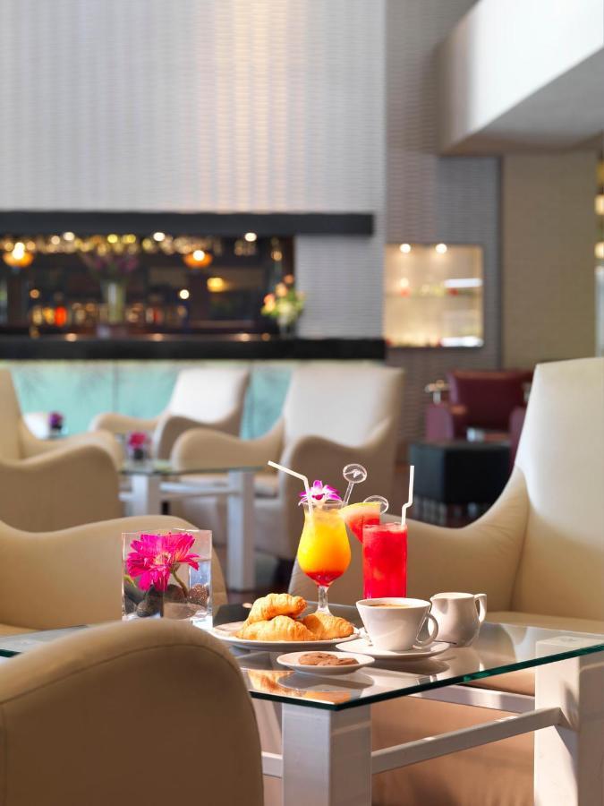 Holiday Villa Hotel & Suites Subang Subang Jaya Exterior photo The lounge at the airport
